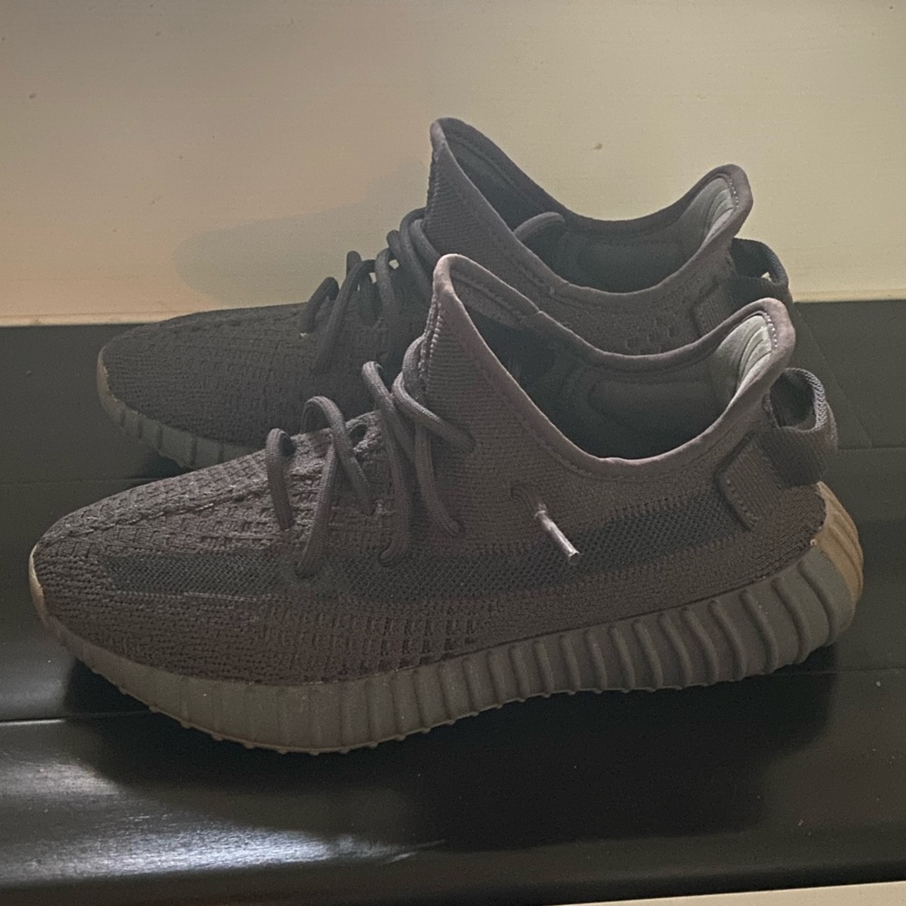 YEEZY Adidas Boost 350 V2 CINDER black shoes sz 6